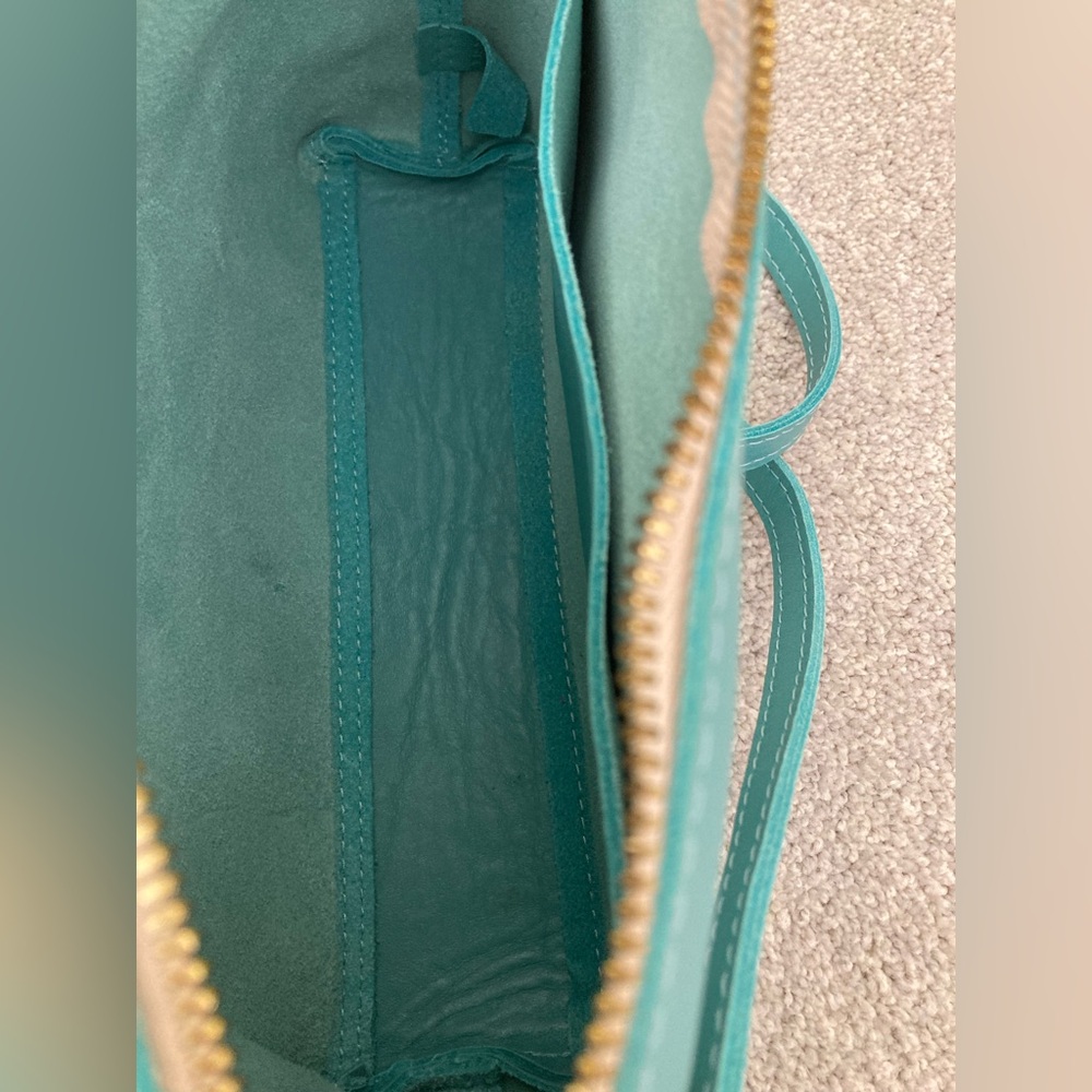 NWOT PLG Portland Leather’s Goods Large Poppy Crossbody Purse Optical Blue Bag - Picture 7 of 11